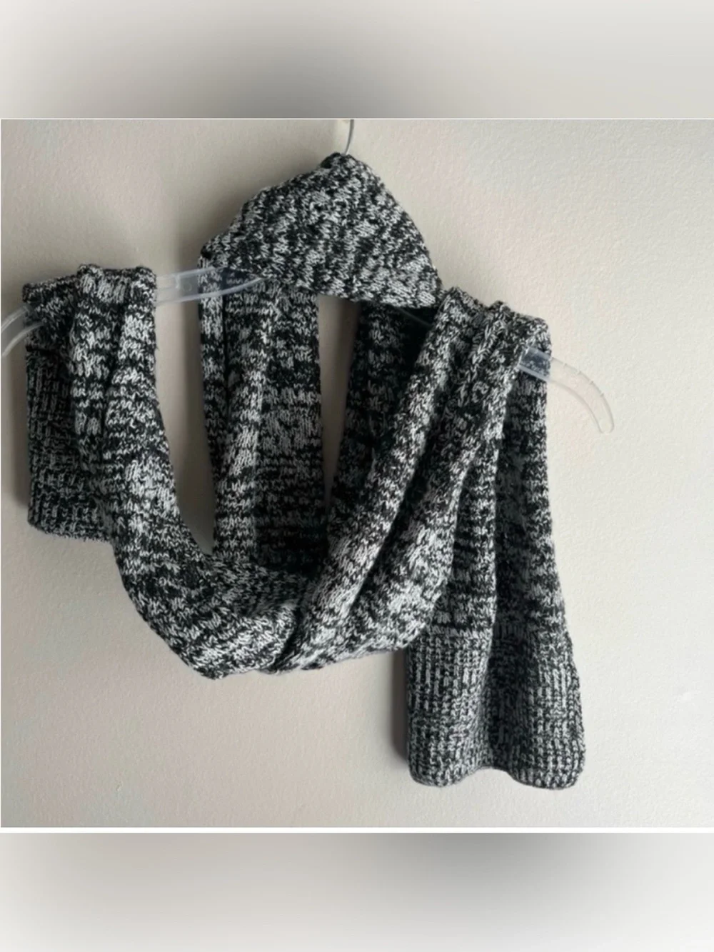 Victoria’s Secret Marled Winter Knit Scarf